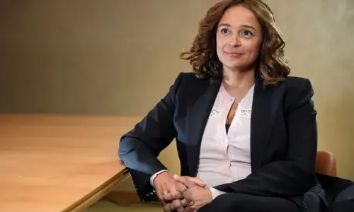 Isabel dos Santos aparece nos registos de e-mails do caso Jeffrey Epstein